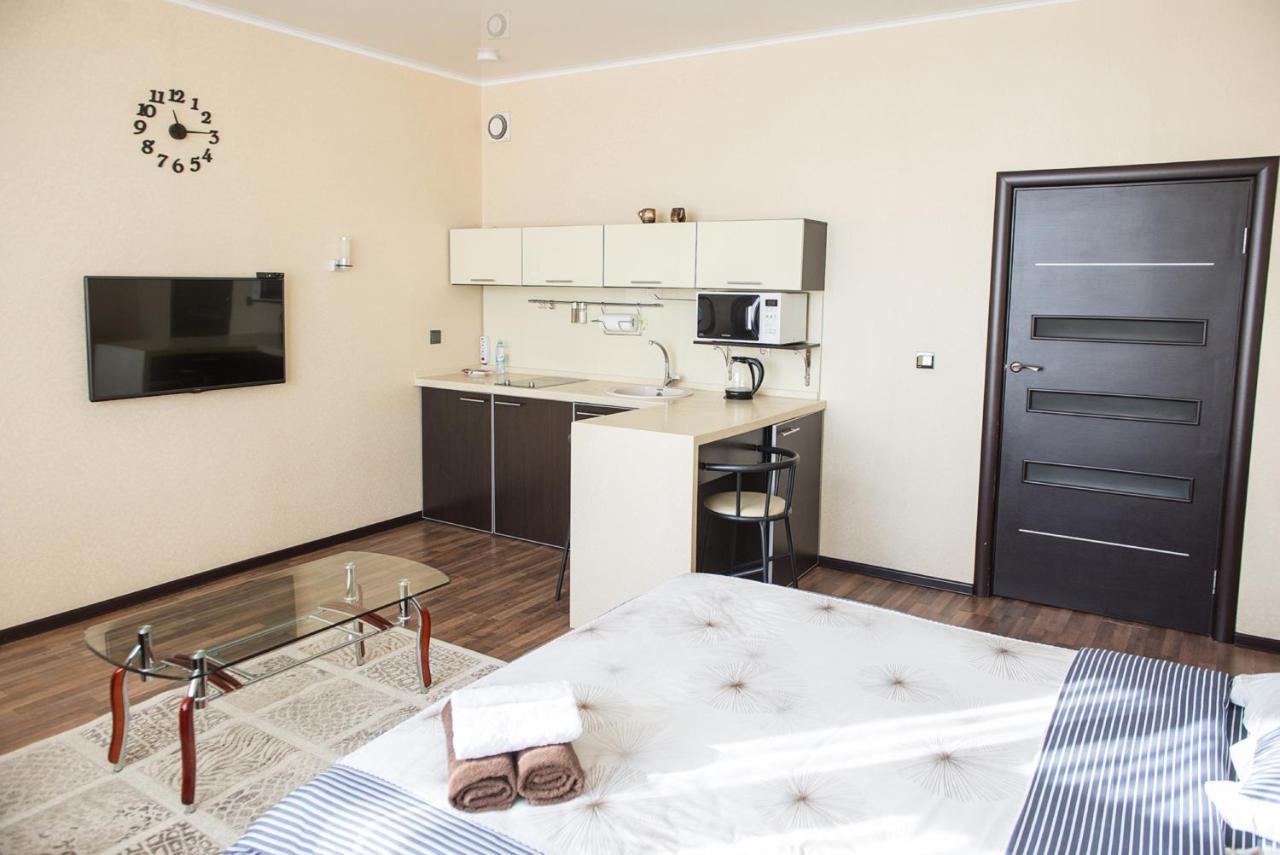 Apartment On Kunayeva 38 쉼켄트 외부 사진